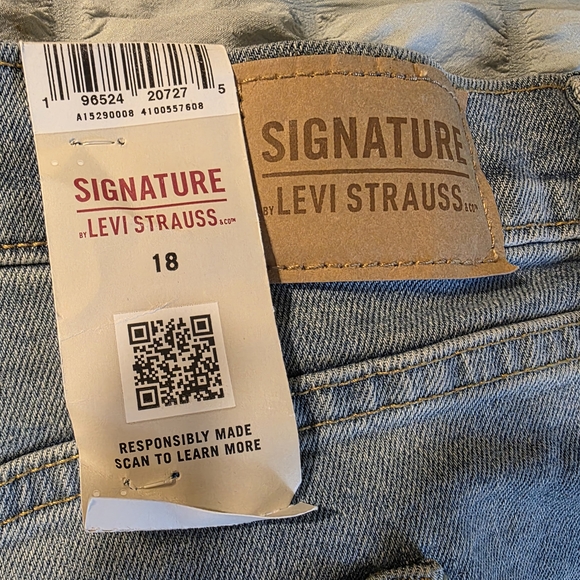 Levi's High Waist Women's Shorts - Light Blue - Picture 1 of 6